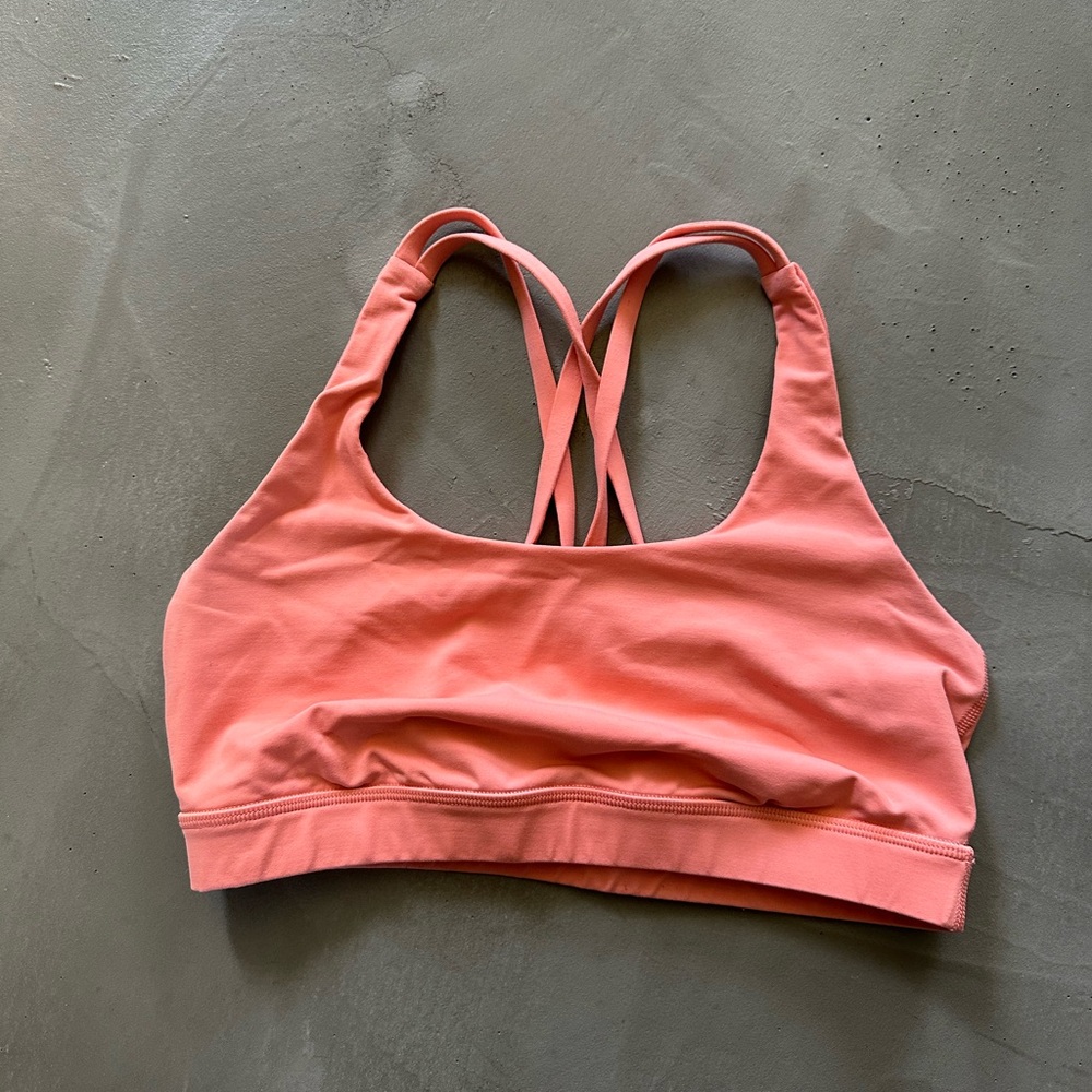 Pink Lululemon sports bra 🌸💕